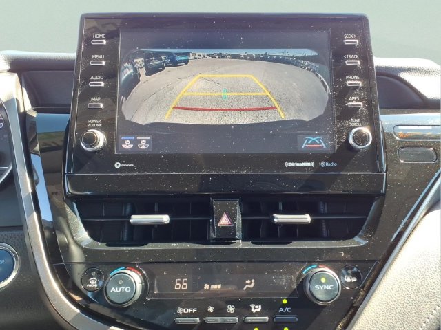 Used 2022 Toyota Camry XLE FWD image 19