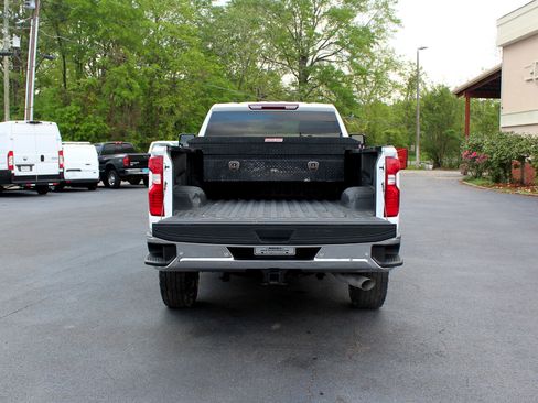 Used 2022 Chevrolet Silverado 2500 LT w/ Convenience Package image 13