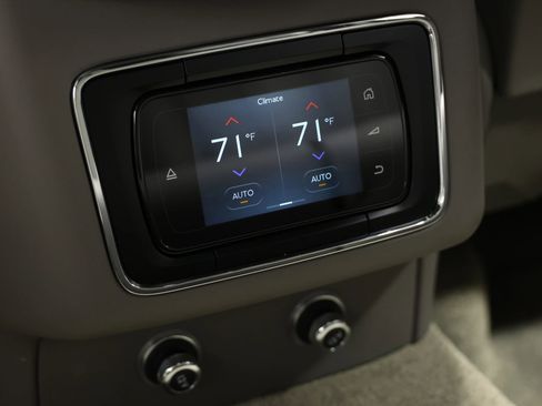 Used 2019 Bentley Bentayga image 65