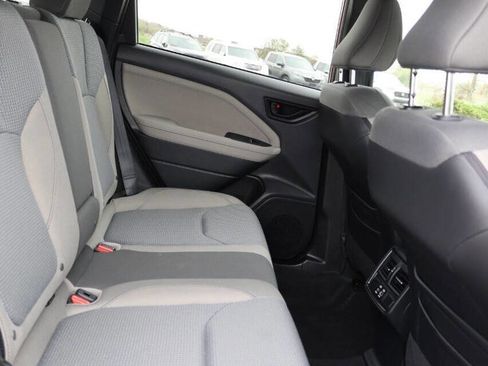Used 2025 Subaru Forester Premium image 16