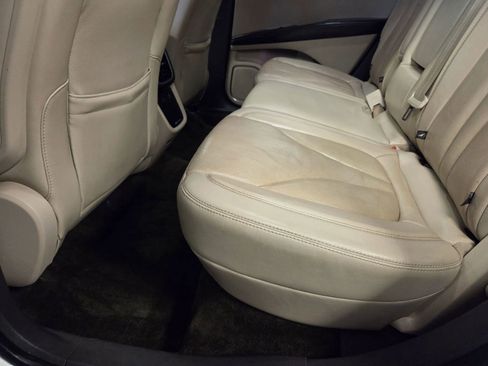 Used 2017 Lincoln MKX Reserve w/ Driver Assistance Package image 44