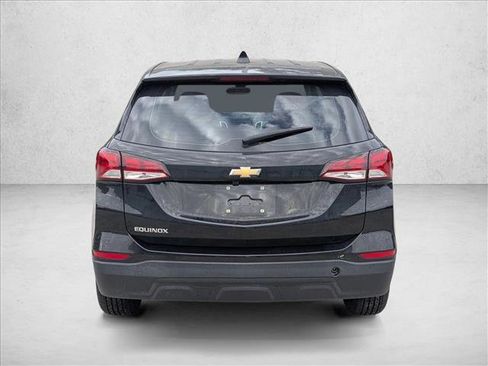 Used 2023 Chevrolet Equinox LS image 6