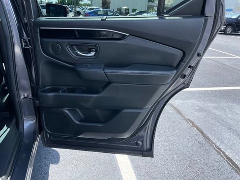 Certified 2025 Honda Pilot EX-L image 34