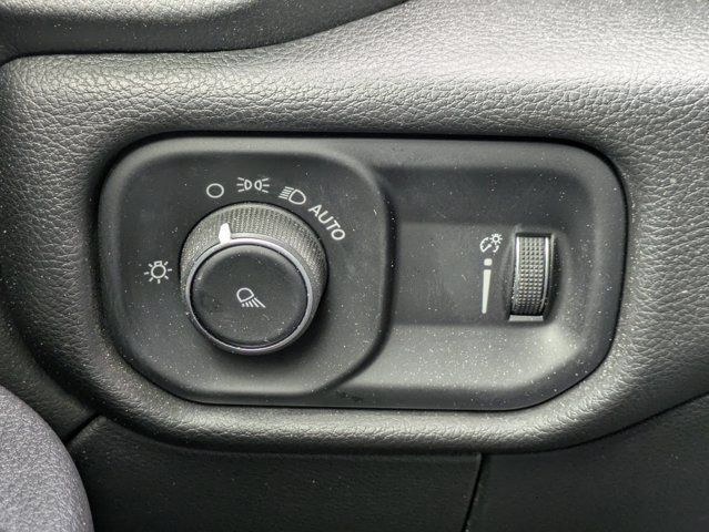 Used 2022 RAM 3500 Tradesman AWD/4WD image 23
