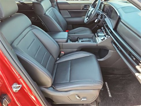 Used 2024 Hyundai Santa Fe Calligraphy image 12