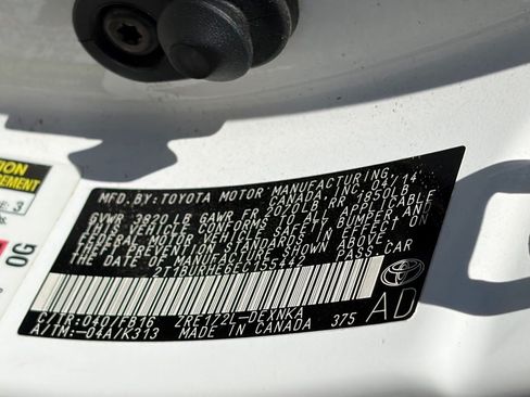 Used 2014 Toyota Corolla LE FWD image 12