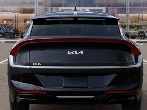 New 2025 Kia EV6 Light w/ Light LR Technology Package image 13