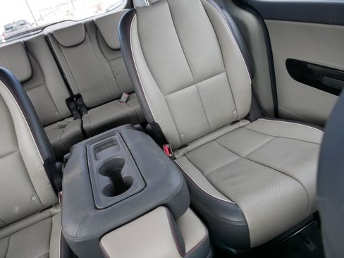 Used 2016 Kia Sedona EX image 14