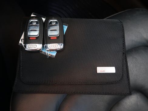 Used 2010 Audi A5 2.0T Prestige AWD/4WD image 24