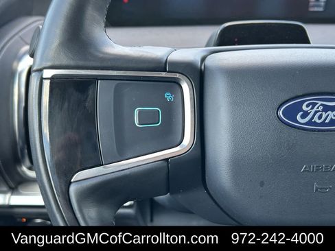 Used 2025 Ford Expedition Max Platinum AWD/4WD image 15