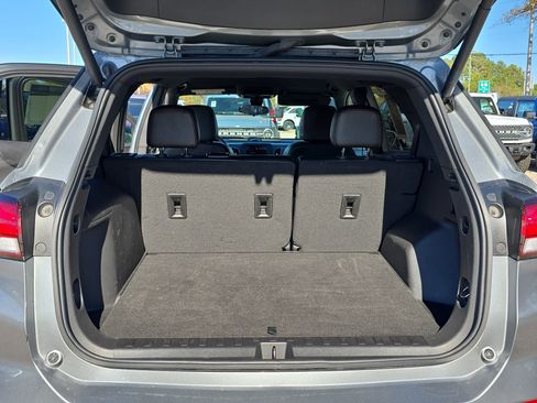 Used 2023 Chevrolet Equinox RS image 14