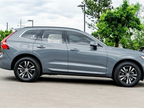 Used 2023 Volvo XC60 B5 Core AWD/4WD image 5