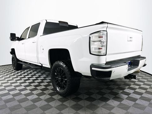 Used 2018 Chevrolet Silverado 2500 LTZ w/ Duramax Plus Package image 25
