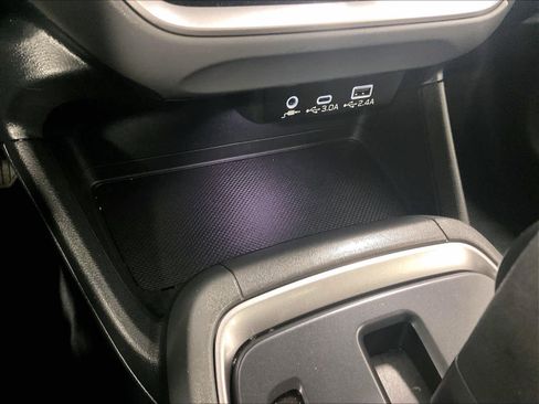 Used 2024 Subaru Crosstrek 2.0i Premium image 27