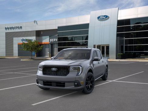 New 2025 Ford Maverick Lobo image 2