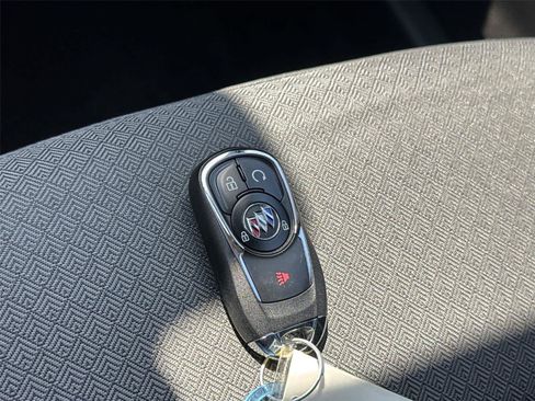 Used 2023 Buick Encore GX Select w/ Safety Package II AWD/4WD image 30