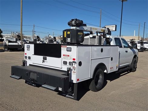 New 2026 RAM 3500 Tradesman image 4