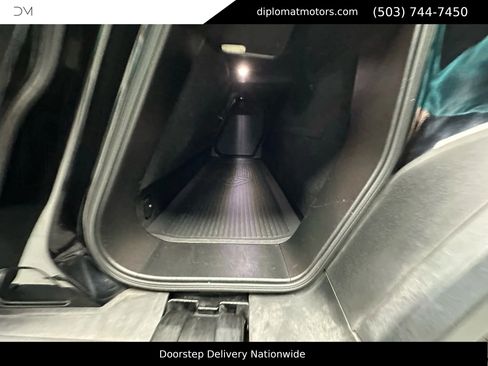 Used 2022 Rivian R1T Launch Edition image 51