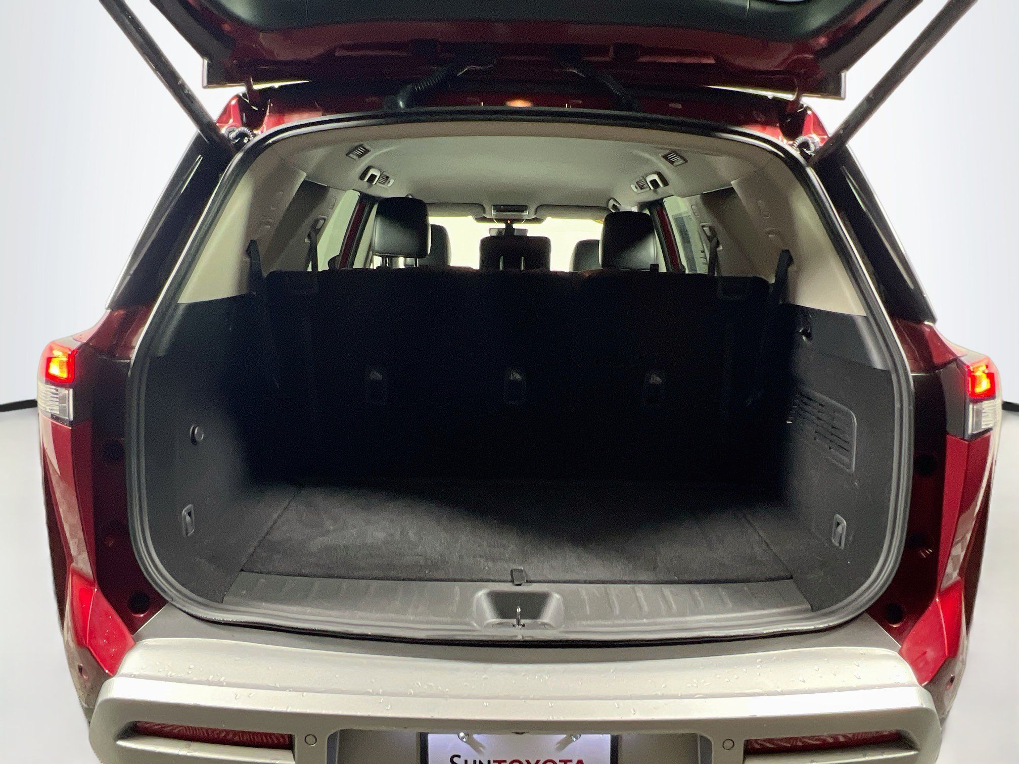 Used 2025 Nissan Pathfinder SL FWD image 34