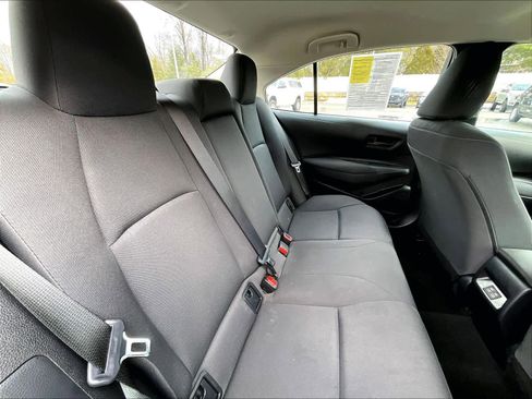 Used 2024 Toyota Corolla LE image 16