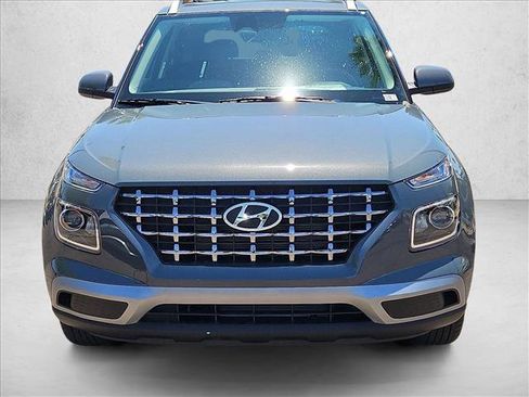New 2026 Hyundai Venue SEL FWD image 6