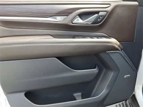 Certified 2022 GMC Yukon XL Denali image 13