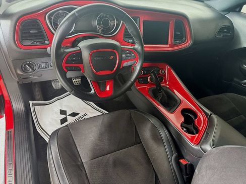 Used 2015 Dodge Challenger R/T Plus RWD image 23