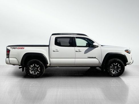 Used 2020 Toyota Tacoma TRD Off-Road w/ TRD Premium Off Road Package image 6