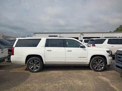 Used 2016 Chevrolet Suburban LTZ AWD/4WD image 4