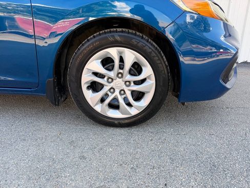 Used 2015 Honda Civic LX image 27