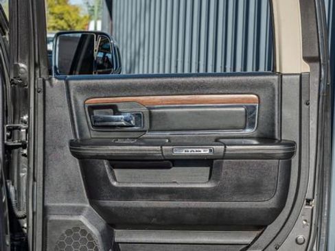 Used 2014 RAM 3500 Laramie image 41