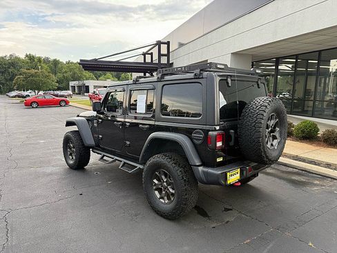 Used 2021 Jeep Wrangler Unlimited Rubicon AWD/4WD image 3
