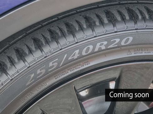 Used 2021 Tesla Model Y 2WD image 10