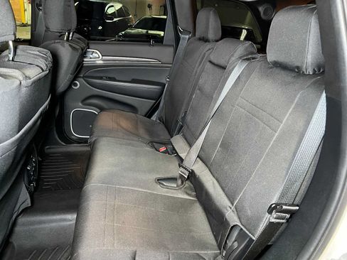 Used 2018 Jeep Grand Cherokee Summit AWD/4WD image 19