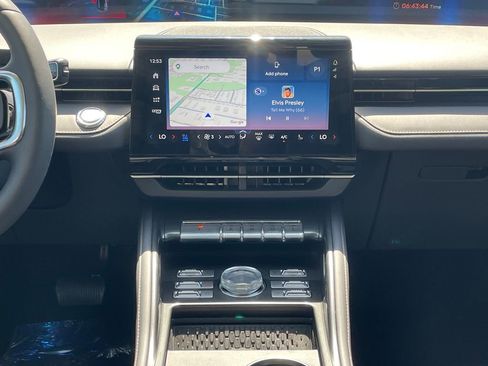 New 2026 Lincoln Nautilus Reserve AWD/4WD image 16