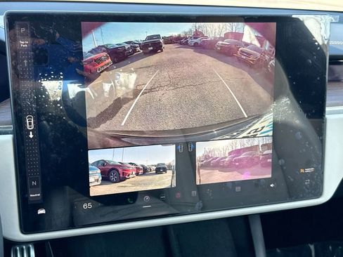 Used 2022 Tesla Model S Base image 23