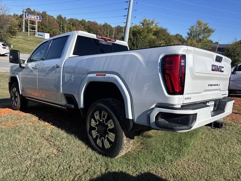 Used 2025 GMC Sierra 2500 Denali w/ Denali Reserve Package image 8