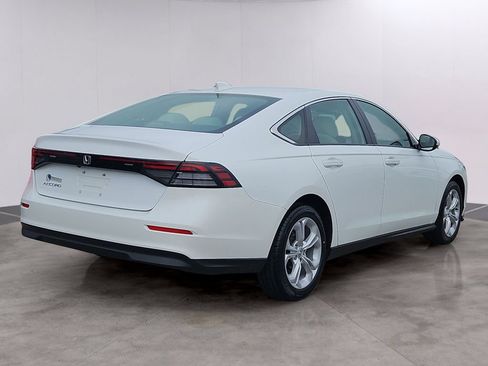 Certified 2024 Honda Accord LX image 4