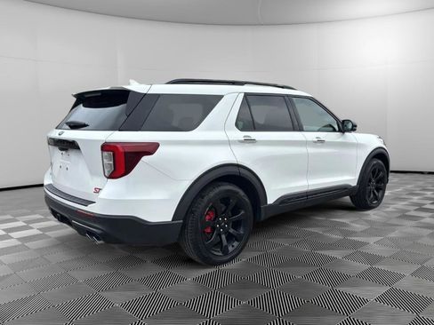 Used 2020 Ford Explorer ST w/ ST Street Pack image 4