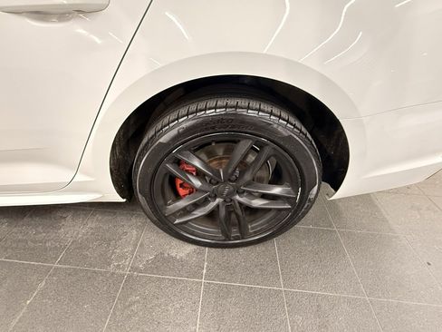 Used 2017 Audi A4 2.0T w/ Convenience Package image 40