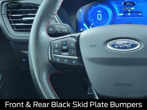 Certified 2022 Ford Escape SEL w/ SEL Stealth AWD Package image 28