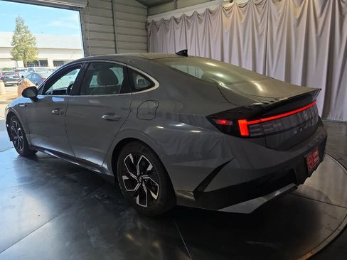 Used 2024 Hyundai Sonata SEL FWD image 7