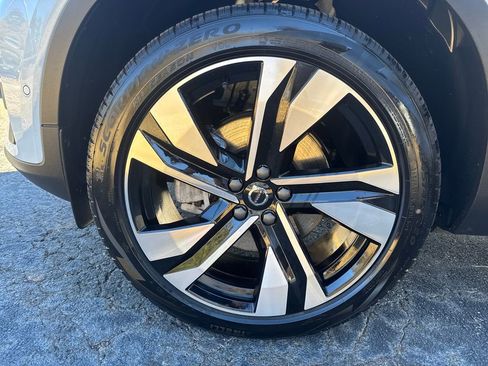 Certified 2025 Volvo XC40 B5 Ultra w/ Protection Package image 31