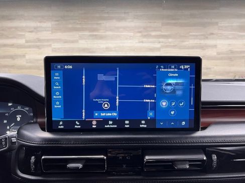 Used 2022 Lincoln Nautilus Reserve w/ Equipment Group 201A AWD/4WD image 10