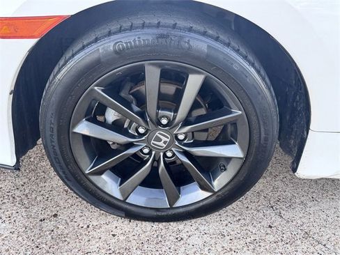 Used 2020 Honda Civic EX image 9