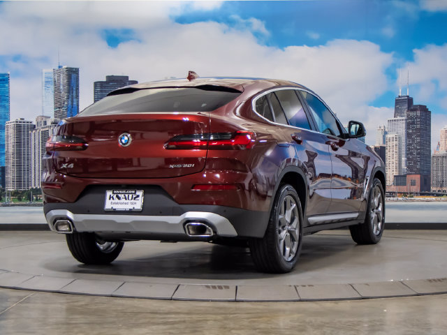 Used 2025 BMW X4 xDrive30i AWD/4WD image 8
