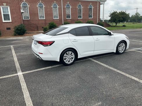 Used 2021 Nissan Sentra S FWD image 5