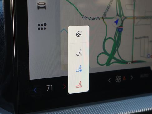 Used 2025 Ford Explorer ST image 22