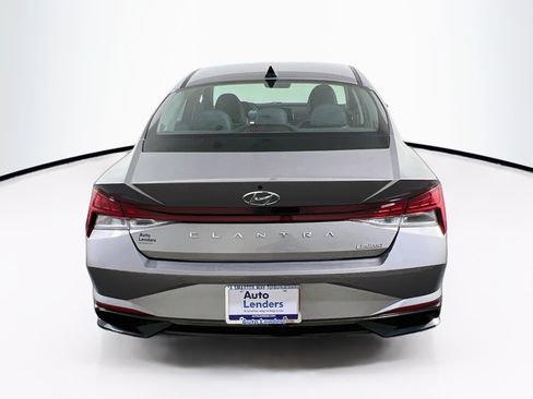 Used 2023 Hyundai Elantra Limited FWD image 6