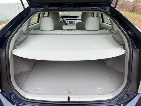 Used 2015 Toyota Prius Three image 18